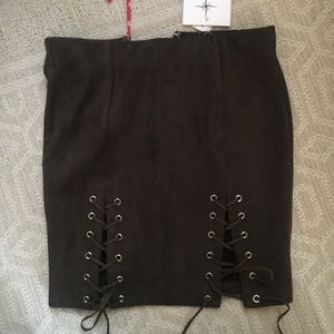 NWT LF suede lace-up skirt